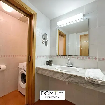 Domuum Holidays - Marathon * Salou