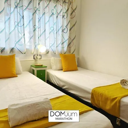 Domuum Holidays - Marathon Apartman